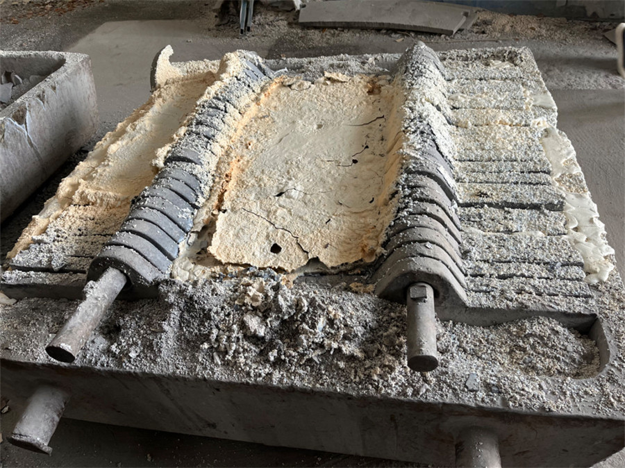 Geschmolzenes Aluminiumoxid-Zirkonoxid über die Produktion04